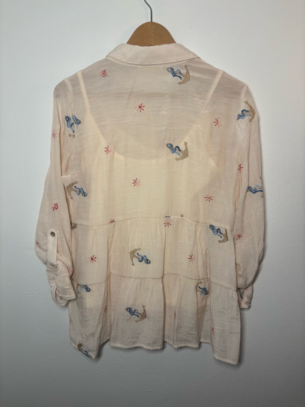 Hope Springs Anchor Sailing Embroidered Tiered Button-Down Shirt Size Small - Picture 3 of 9